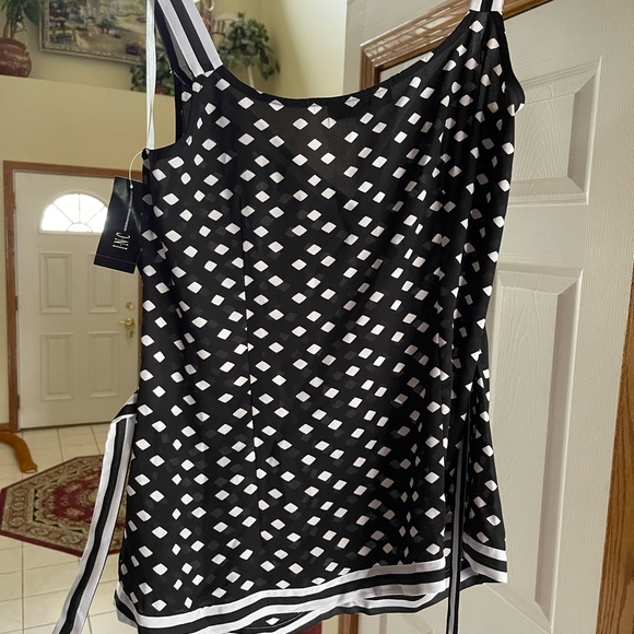 INC Women’s shirt - Picture 2 of 4